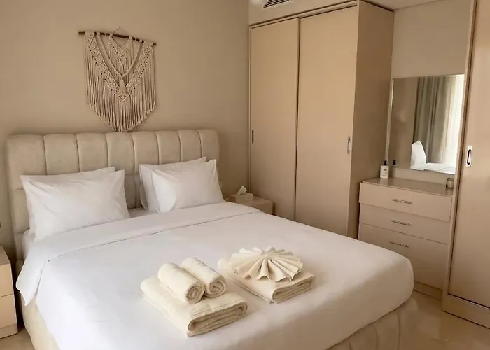 Peaceful 1br Beachfront Free Pool Appartement Hurghada